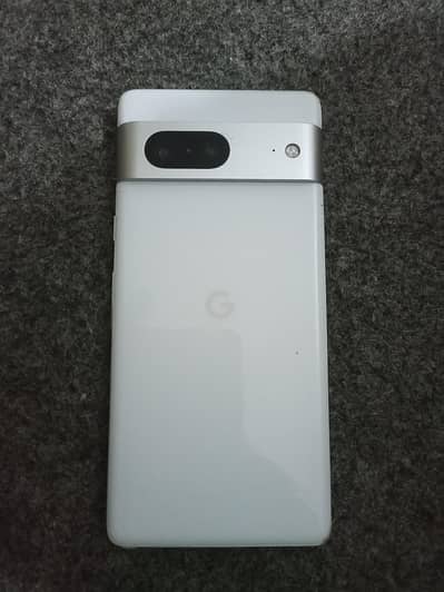 Google Pixel 7 10/10 Condition Dual Sim approved 8/128Gb