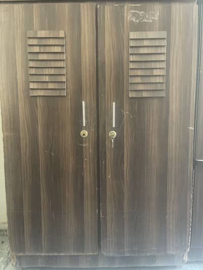2 door wooden wardrobe good condition