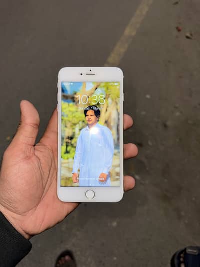 Iphone 6 plus 128gb PTA Approved minor penel break