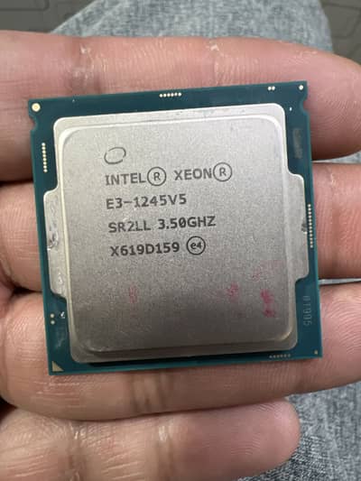 Intel xeon  E3-1245v5