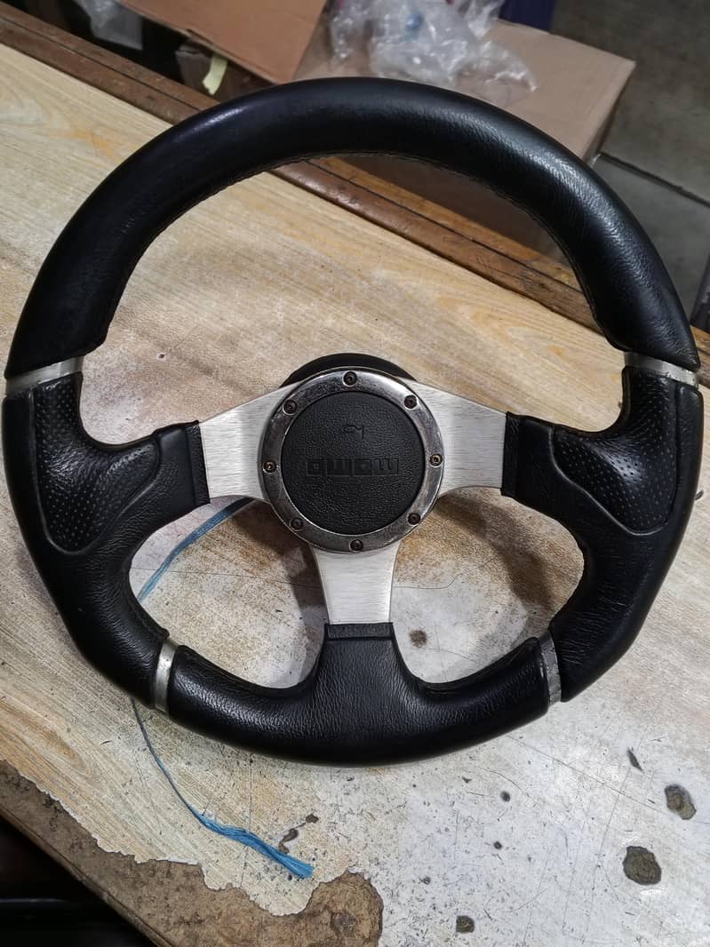 MoMo steering 0