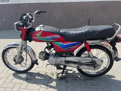 CD70 bike for sale serious buyer contact 03194038125