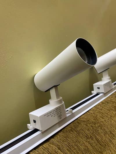 Adjustable LED Spot Lights (3 color modes)