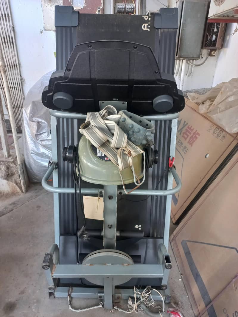 Mint & good condition treadmill 1