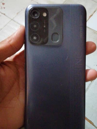 Tecno spark 8c