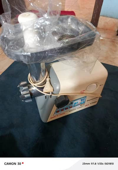 Panasonic 1300w meat mincer