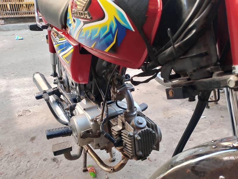 CD 70 Honda- 2020 Model 4