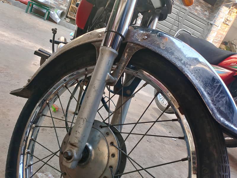 CD 70 Honda- 2020 Model 7