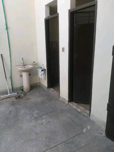 1.5 kanal warehouse Available for Sale