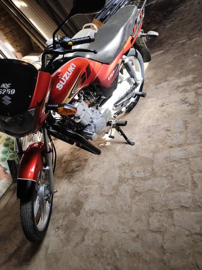 whatsapp number 03147548600