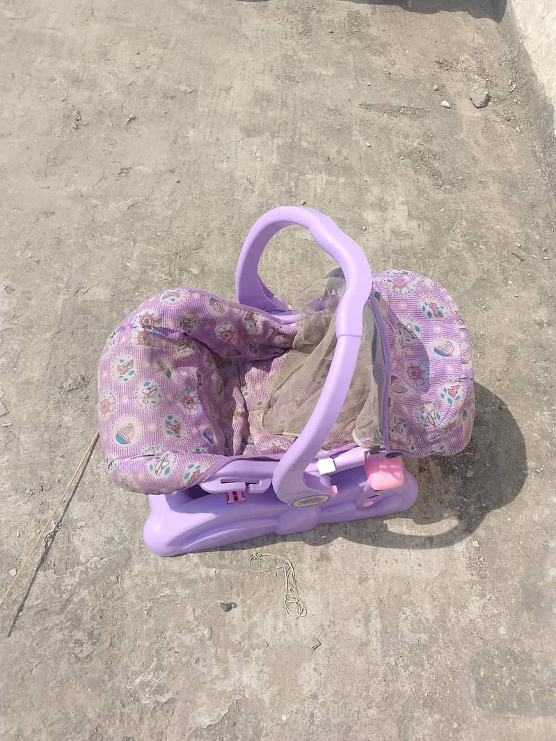 Good condition cot 2