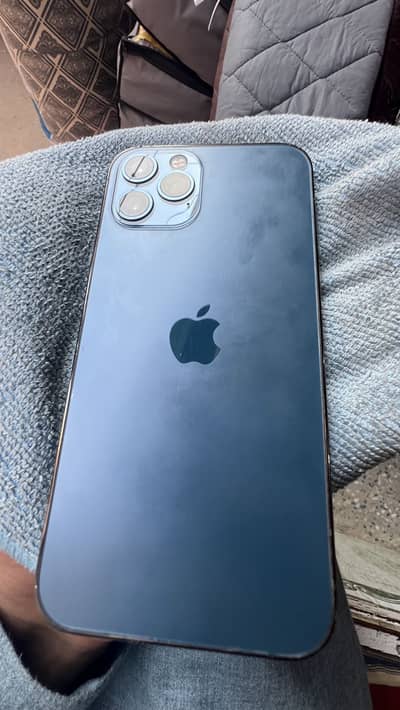 iPhone 12 pro 128