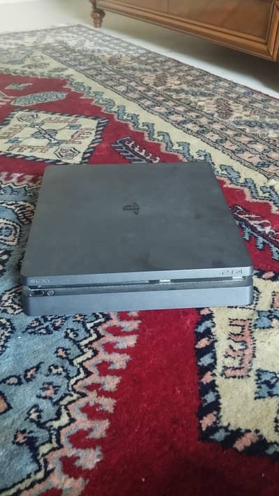 ps4 for sale. Urgent sale. ps4 slim 800gb with games