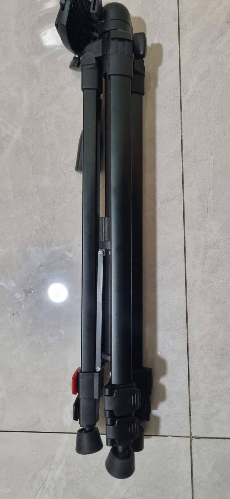 Camera tripod stand 1