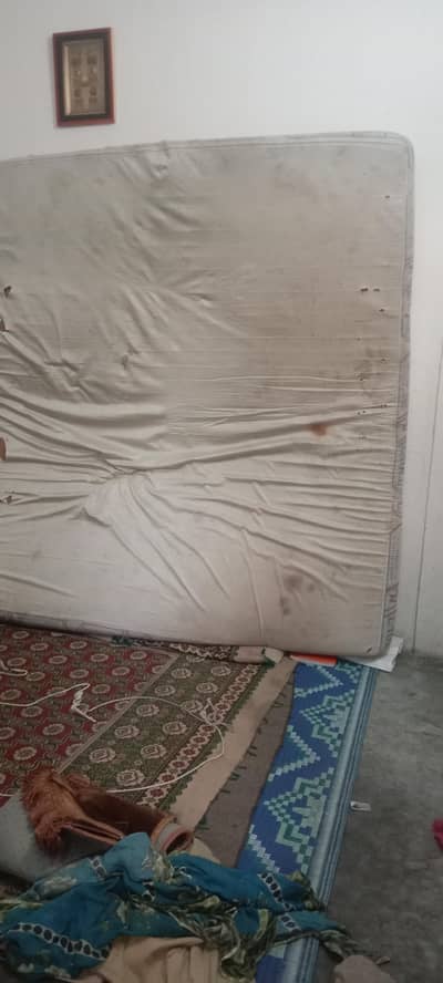 king size bed foam mattress for sale in used condition