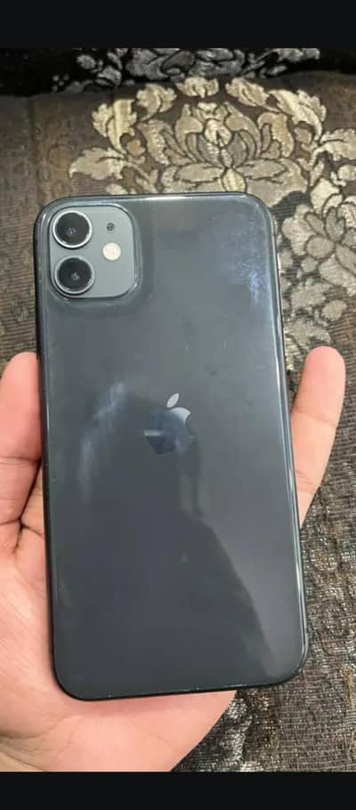 iphone 11 non Pta . . . . 90 health battery water pack 10/10 condition