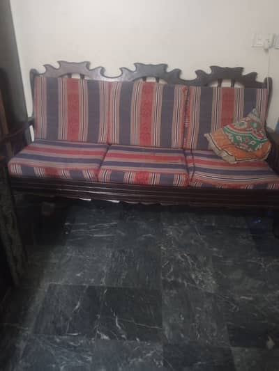 10/9 bht achi condition m hai