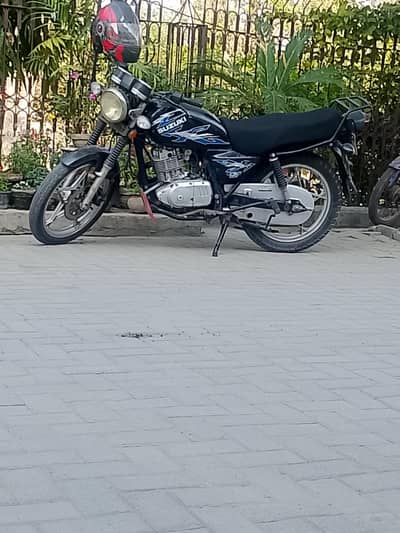 Suzuki GS 150