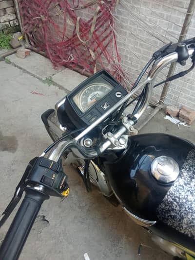 Honda CD 70 2023 Model.