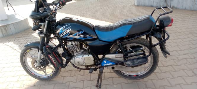 Suzuki GS 150