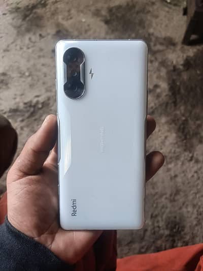 redmi k40 gaming 12+70-256