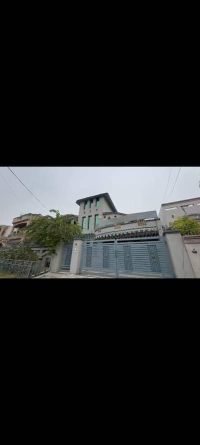 Girl's Hostel Setup For Sale