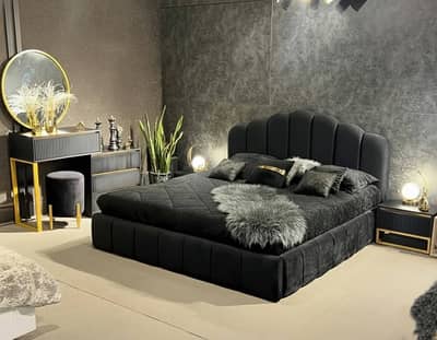 Royal Luxury Bedroom Set – King Size Bed with Side Tables & Dressing