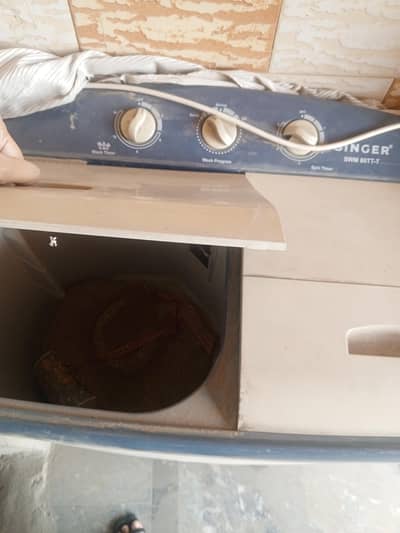 washing machine with washer and dryer
