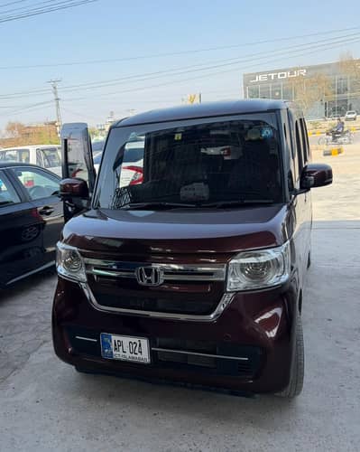 Honda N box 2021 model 2023 import (un-register)