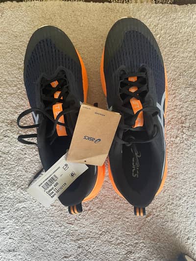 Asics Nova Blast 5 FF Blast Max Limited Edition in Colour