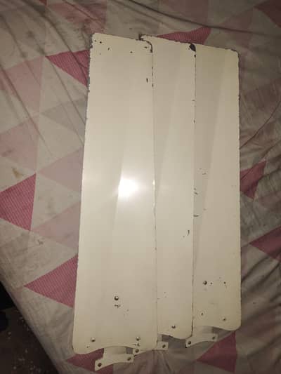 I'm selling metro celling fan 100 percent copper