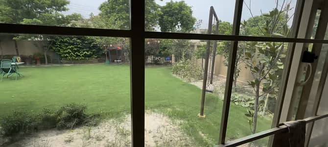 F6 2400 Syd Old Liveable House Margalla Facing 2 Side Street with Big Front Best Location Near to Margalla Road 5bed Drawing and Dianing TV Lounge Kitchen with Servant quarter