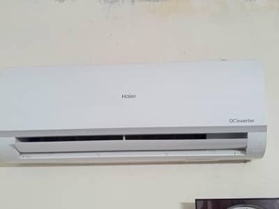 bilkul new ha bass Thora SA use kia ha butt condition new ha all ok ha