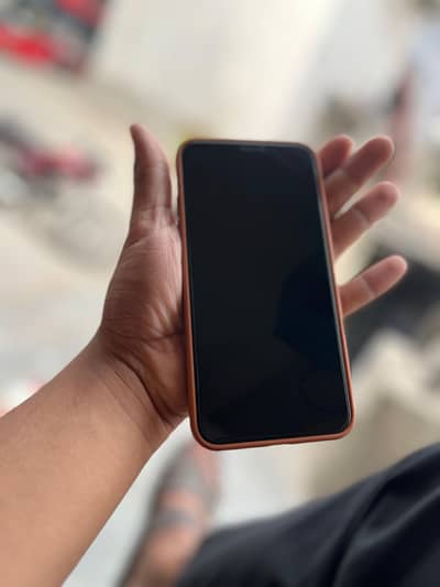 Iphone 11 pro max PTA APPROVED