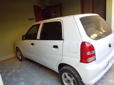 model 2011  Registration 2013 Chilled A. c ,petrol water dropping