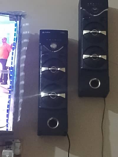 Audionic CLASSIC 1 PLUS 2.0 Tower Speakers