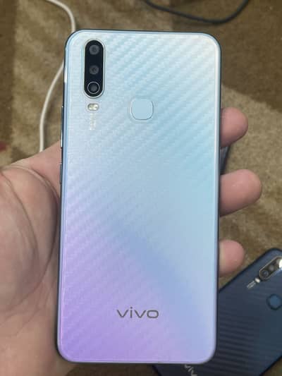 Vivo  Y17