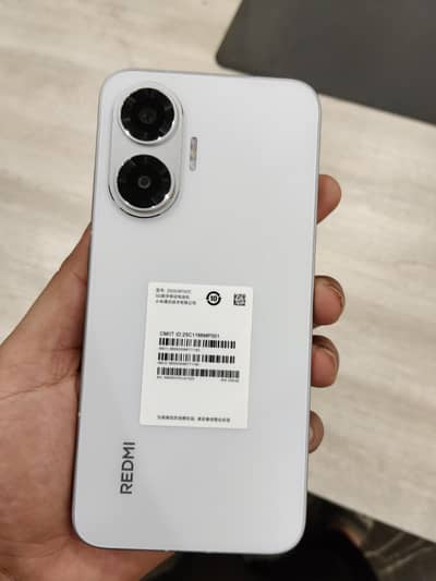 Redmi Turbo 4 Pro 16+6 GB Ram | 256GB Room