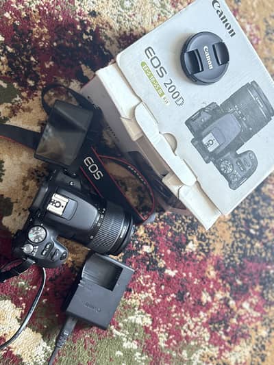 Canon 200d