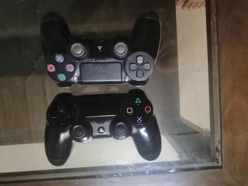 Sony PS4 controller 0