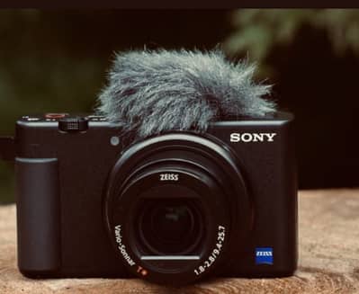 Sony ZV-1. . BEST FOR VLOGGING