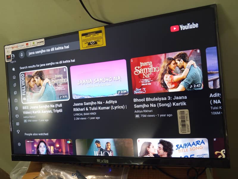 box pack boderless led never use awsome look latest Android version 9