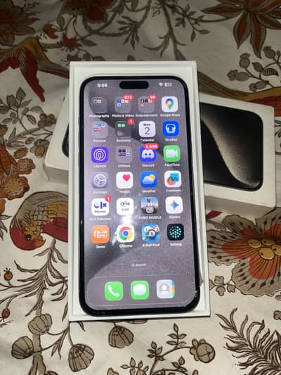 iPhone 15 pro max 93 battery