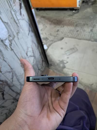 10/10 2 sa 3 month ki warranty ha