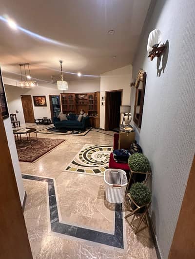 1Kanal Luxuer owner Build Beautiful House For Sale DHA Phase 1