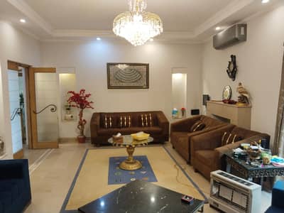1 Kanal Luxuer Owner Build Beautiful House For Sale DHA Phase 1