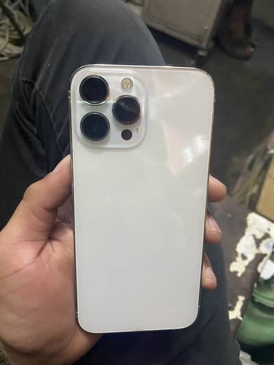 iPhone 13 Pro max. Pta approved 256 gb. Water pack