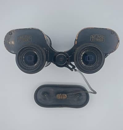 Original T Carl Zeiss Jena D. F. 7X50, made in Germany.