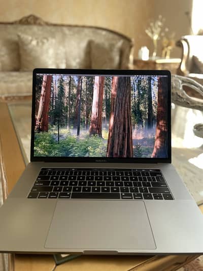 MacBook Pro 2018 15”