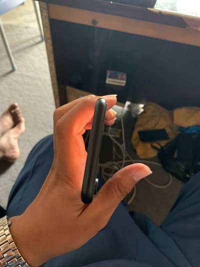 iphone XR non PTA 64GB Bettery Health 92 Condition 10.9. 5